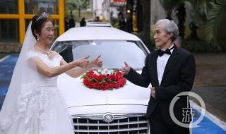 我爱你的手语怎么做 我爱你手语